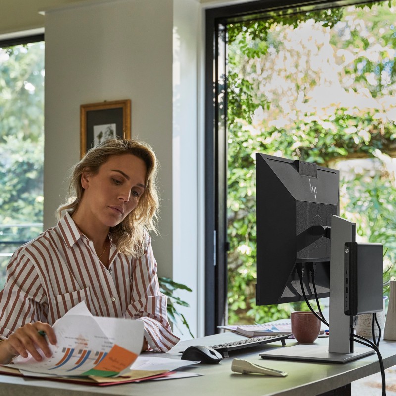 Mini PC HP Elite Mini 800 G9R Intel Core i5-14500  8GO 256GO SSD Intel UHD Graph